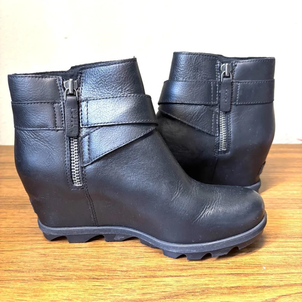 Sorel Women s Joan of Arctic Wedge II Buckle Boots
Rain - Waterproof Black Sz 9 - Picture 6 of 9